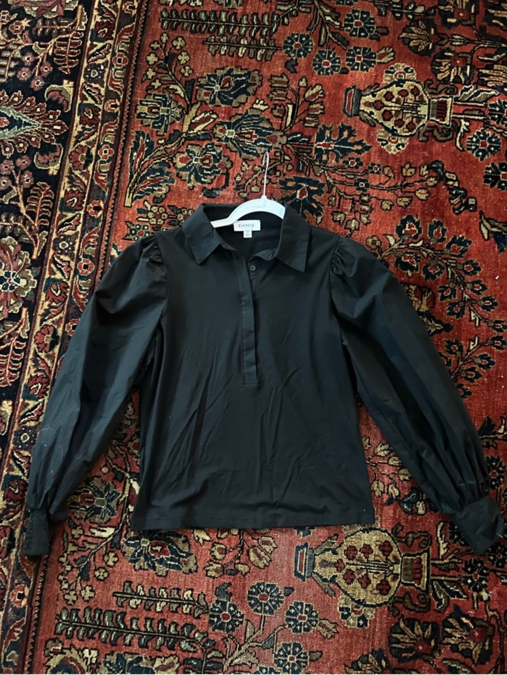 EVEREVE Long Sleeve Button Down in Black Size XS Like New